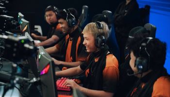 팀 스탈리온, ‘스마일게이트 CFS 2025 그랜드 파이널’ 완승으로 결승행