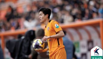 세라핌 영상만 8경기 본 김륜성 "2차전은 10점 줄만 하죠?"