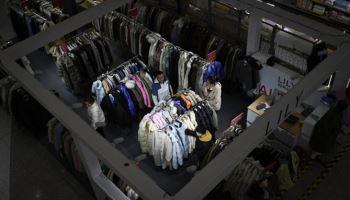 중국 생산·소비·투자 올해 최악…‘강력한 내수 시장’ 대책 언제(종합)