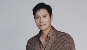 이병헌, 美 NYT '올해 최고의 배우 10인'...리암 니슨과 나란히