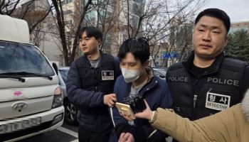 “멍청해서 죄송”…50대 모친 살해한 20대男, 구속