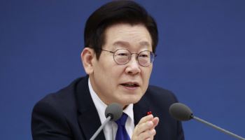 '국중박' 관람료 유료화 검토에 李대통령 "귀하게 느낄 필요 있어"