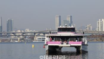 한강서 사업하려면 한강버스에 협조하라?