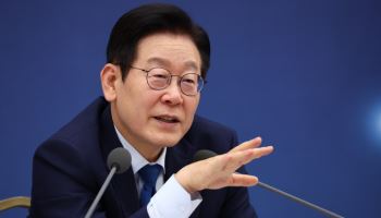 이 대통령 “송배전망, 국민펀드로 신속히 구축하자”