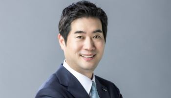 윤새봄 웅진 대표, 부회장으로 승진
