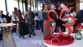 미쉐린 가이드, 와인 평가 나선다…‘미쉐린 그레이프’ 2026년 공개
