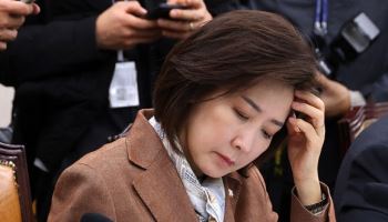 "천정궁 가셨나" 묻자…나경원 "더 말씀 안드린다 했죠"