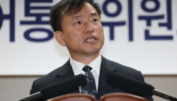 ‘헌법’ 15번 외친 김종철 방미통위원장... “좋은 규제할 것”
