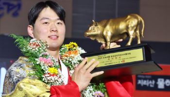 '적수가 없다' 박민교,  올해 마지막 대회도 정상...한라급 시즌 4관왕