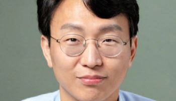 포장서 ‘저속노화’ 정희원 삭제…식품업계도 `손절`