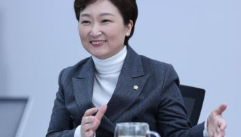 이언주 "'대통령 잘한다'로 그쳐선 안돼…당이 정책 적극 뒷받침해야"