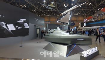 LIG넥스원, 軍 전투용 무인수상정 핵심기술 과제 '싹쓸이'