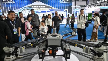 美, DJI 겨냥 드론·부품 수입 금지…中 “부당한 탄압 반대”