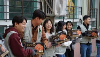 영림원소프트랩, 연말 사회공헌 활동…김장나눔·크리스마스 선물 전달