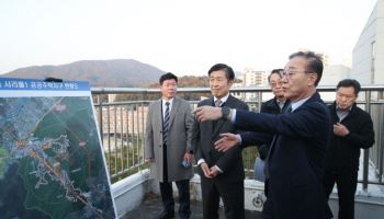 서리풀·용산정비창 ‘산 넘어 산’…내년 공급 정책 발표 가능할까