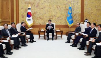 李대통령, 오늘 청와대서 국무회의 첫 주재…소회 밝힐까