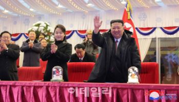 北, 오늘밤 새해 맞이 경축야회 및 축포 발사할 듯