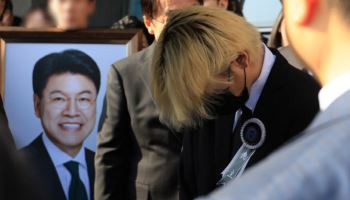 故 장제원 떠올린 노엘 “미안했다…19살부터 父와 사람다운 대화”