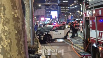 `10명 사상` 종각역 3중 추돌사고…가해 택시 운전자는 70대 (상보)
