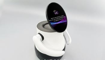 삼성D, 냉장고 안에 디스플레이 전시…AI OLED 봇 선봬