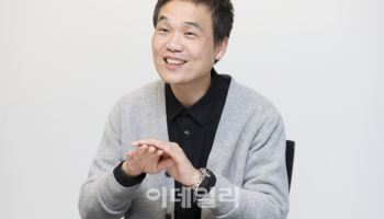 이철희 연출 "다른 듯 닮은 인간의 삶, 연극으로 노래할 것"[문화대상 영광의 얼굴들]