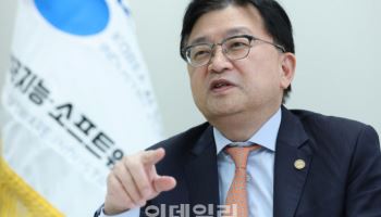 “제조데이터가 무기…한국형 AI, 반도체까지 ‘풀스택’ 갖췄다”