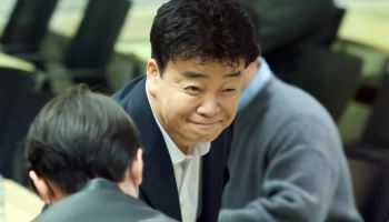 "중국산 쓴 된장, 낙지볶음도 무혐의"...백종원, 사법리스크 털어