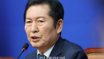 정청래 "특검서 신천지 왜 빼나…꼭 포함시키겠다"
