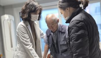 전문의부터 영양사까지 원팀 돌봄…열 효자 안 부럽네