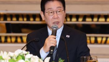 李대통령 “이재명·민주당 관련되면 왜 항소 안 하냐 비난…중립성 벗어나”
