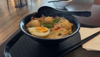 “한국어로 주문해라” 日 라멘집, ‘외국인 2배’ 받더니 결국
