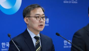 반도체 호황에 11월 경상수지 역대 최대…“작년 사상 최대 전망”(종합)