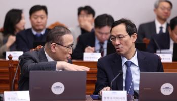 버텨서 살고, 버텨서 무너졌다…김병기 버티기는 성공할까[국회기자24시]