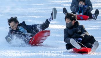 비교적 포근한 날씨, 전국 곳곳 오전까지 눈·비…"우산 챙기세요" [오늘날씨]