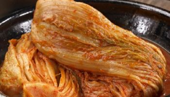 "김치 없으면 밥 못 먹는데"…암 기여도 1위 '충격'