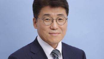 LG, 글로벌전략개발원장에 '외교관 출신' 고윤주…美 대응 강화