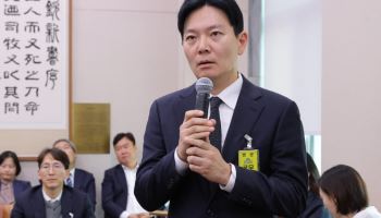'연어 술파티' 의혹 박상용 검사 "허위 사실 알면서 기소 '범죄'"