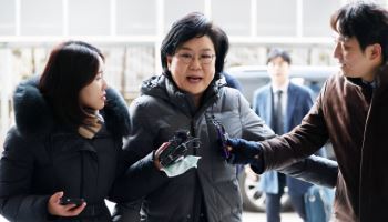 이혜훈, 청약 논란에 "배우자가 신청"…자녀 의혹엔 답변 피해