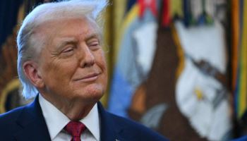 “트럼프 ‘반도체 관세’ 25%는 시작?”…삼성·SK ‘긴장’