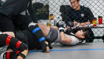 고유나,  KMMA  제2대 여성 플라이급 챔피언 등극