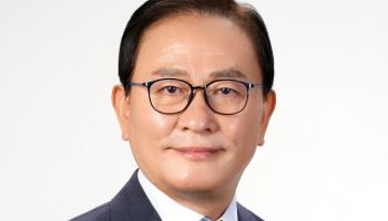 “캐나다 60조 잠수함 국력 총동원, 대통령이 나서야"