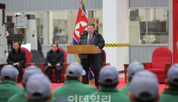 김정은 "그모양 그꼴밖에 안 되는 사람"…부총리 해임 '기강잡기'(종합)