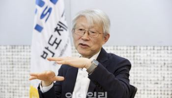 대만처럼 한국도 반도체 무기화…미·중 맞서 '메모리실드' 세워야