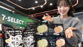 세븐일레븐, ‘이나피스퀘어’와 협업…PB 스낵 3종 출시