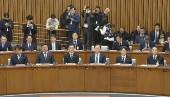 무안참사 키운 로컬라이저 둔덕…옛 청장들 “몰랐다·상부 결정”