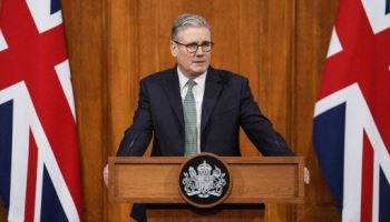 스타머 英총리 8년 만 방중…황금기 CEO협의체 재가동 주목