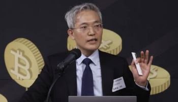 “원화 스테이블코인 성패는 은행 51%룰 아닌 국채다”