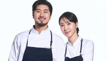 '흑백2' 김희은 셰프, 소속사 생겼다…추성훈과 한솥밥 