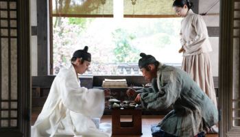 '왕과 사는 남자' 천만 사극 계보 부활할까...최고 제작진 의기투합