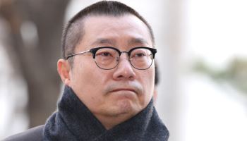 법원, '의사 총파업 제안' 의협 부회장 면허정지 3개월 취소